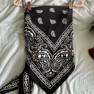 Black and white bandanna tank tie Top